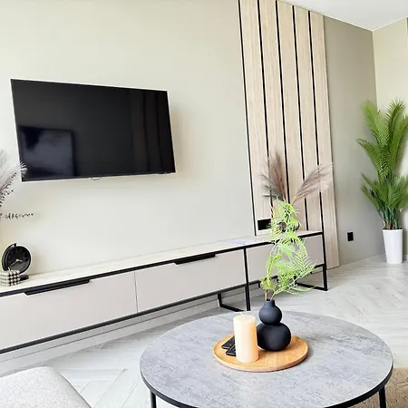 Kristin's * ブルガス